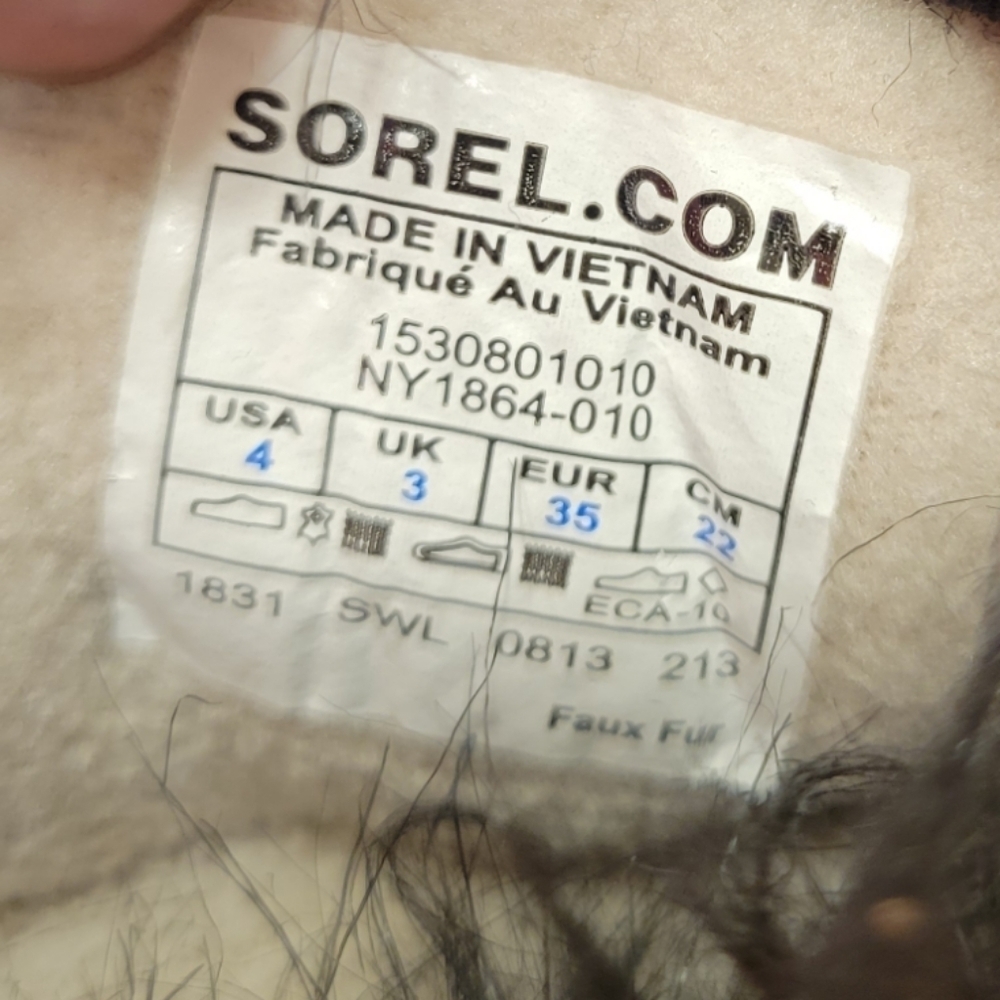 Sorel Youth Girls Tofino Snow Boots Sz 4 Faux Fur Lace Up Black w/ Flower Stars - Picture 9 of 10